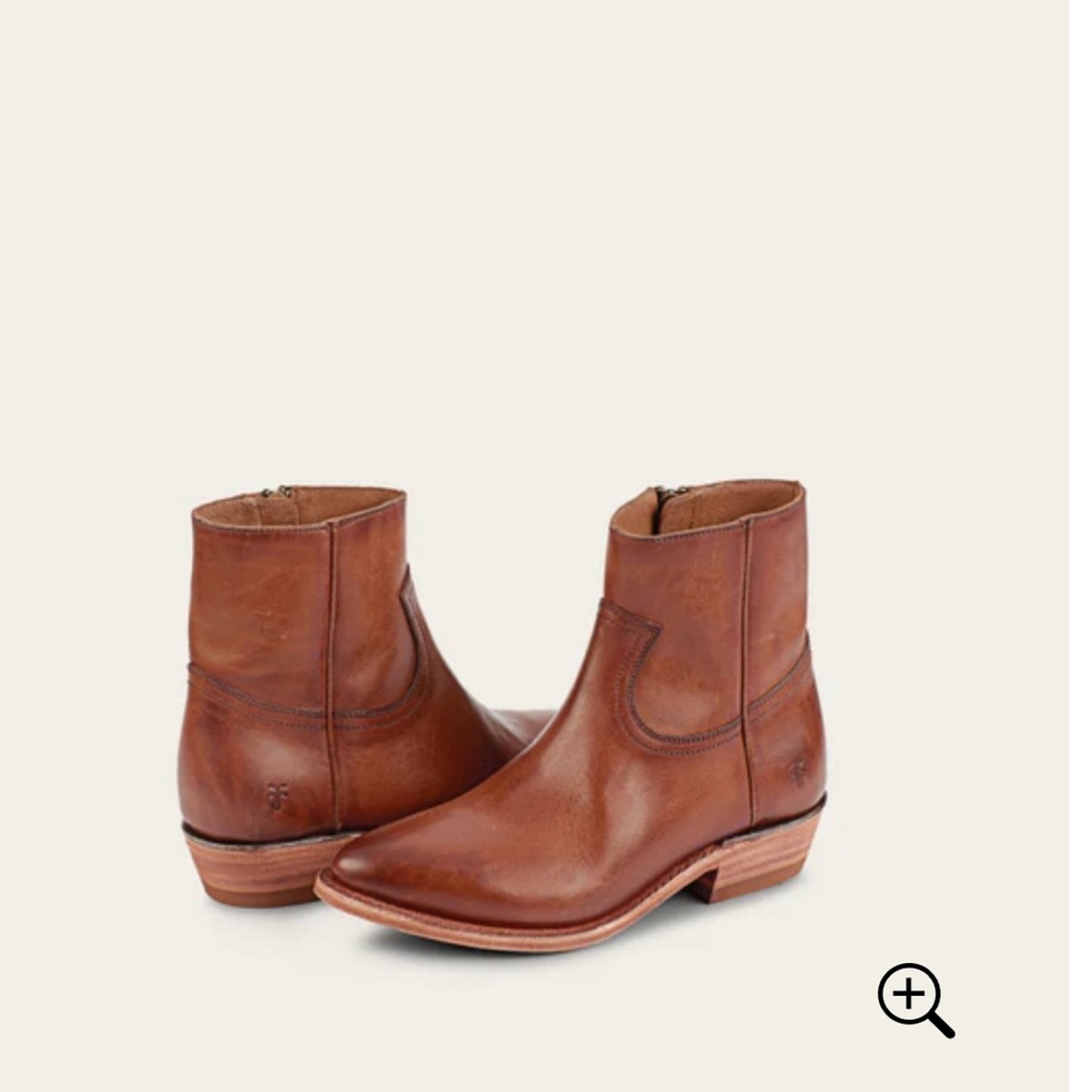Frye Billy Inside Zip Brown Ankle Boots 9 pointed  NEW